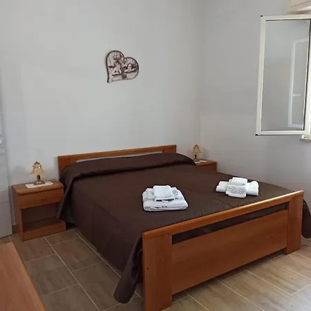 Casa Degli Spartani Pina Appartement